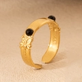 Vintage 18K gold-plated stainless steel open ring with black beads and floral engraving - Black