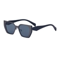 Chic cat eye sunglasses for women with dark gray geometric frames and matte finish - C3 Gun Gray
