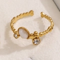 Goldener Edelstahlring mit ovalem weißem Mondstein und Herzperlen-Design - Weißer Stil (A4931)