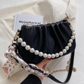 Schwarze geraffte Tasche mit Perlen Griff und Seidentuch Detail für Damen - Schwarz