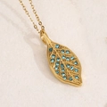 Elegante goldene Blattkette mit funkelnden blauen Kristallen an einer feinen Kette - Blauer Stil (A4894)