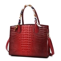 Bolso tote rojo con diseño de cocodrilo, asa de seda y correa ajustable - Bolso Individual Granate