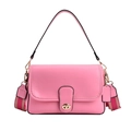 Sac bandoulière rose fuchsia avec sangle rayée verte et fermoir métallique doré chic - Rose