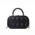 Mini sac boîte noir avec texture ondulée et bandoulière en chaîne dorée chic - Noir