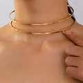 Minimalistisches doppellagiges goldenes Choker-Halsband mit glänzendem Finish für Damen - Goldgelb