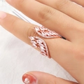 Elegante roségouden vleugelring met marquise-geslepen zirkonia en micro-pave kristallen - Roségoud