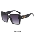 Gafas de sol oversize negras cuadradas con lentes grises degradadas y logotipo dorado - Negro/Gris