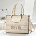 Elegante borsa tote floreale beige con ricami e fibbie dorate per uso a tracolla - Bianco Sporco