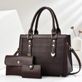 Three-piece dark brown handbag set with woven texture, golden heart hardware and studs - 29x13x22cm / Coffee