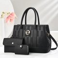 Dreiteiliges schwarzes Handtaschen-Set aus Leder mit Litschi-Struktur und goldenem Logo - Schwarz