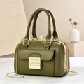 Detail of olive green evening bag with pearl clasp and golden logo hardware - 23*14*17CM / Army Green