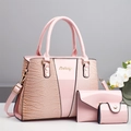 Set di 3 borse rosa in pelle verniciata con trama a coccodrillo e dettagli dorati - 31x13x22cm / Rosa