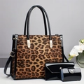 Ensemble 3 pièces avec sac cabas léopard, pochette noire brillante et porte-cartes - Café
