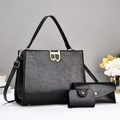 Ensemble 3 pièces de sacs noirs chic comprenant grand cabas, boucle dorée et similicuir texturé - Noir