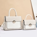Set borse a tracolla color crema con patta intrecciata e fibbia dorata ad anello - Bianco