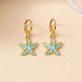 Pendientes de aro con estrella de mar en esmalte azul y dorado para el verano - Verde azulado