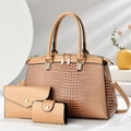 Elegantes 3-teiliges Shopper-Set in Apricot mit Lackleder und Krokodil-Prägung - 3-teiliges Set / Khaki