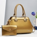 Juego de bolsos trapezoidales dorados brillantes con cartera de mano y detalles de concha - Dorado
