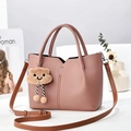 Borsa tote rosa minimalista con trama martellata e grazioso ciondolo a nuvola - Medio / Texture Litchi / Rosa