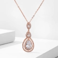 Dreistufige birnenförmige Zirkon-Halskette mit eleganter Roségold-Beschichtung - Roségold
