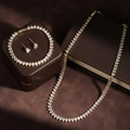 Hip hop gouden sieradenset met peer geslepen zirkonia, ketting, armband en oorbellen - Goud (ZPS207C)