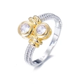 Macro d'une bague en argent S925 avec texture torsadée et deux zircons transparents - Style Double Pierre avec Tressage Corde (ZPR1033)
