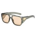 Retro square frame sunglasses with amber lenses and stylish golden metal bridge details - Regular / Grey Frame Champagne Lens