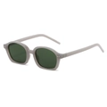 Transparente graue ovale Sonnenbrille mit dunkelgrünen Gläsern und Silbernieten - Normal / Regulär (inkl. 13 % MwSt.) Grauer Rahmen Grüne Gläser
