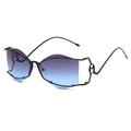 Gafas de sol con montura ondulada irregular, lentes de degradado y patillas de metal - Montura Negra Lentes Gris Azul