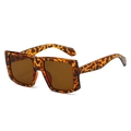 Chic leopard print square oversized sunglasses with brown lenses and metal rivet accents - Regular / Regular (Incl. 13% VAT) Leopard Frame All Tea Lenses