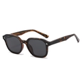 Retro tortoiseshell rectangular sunglasses with dark grey lenses and metal dot detail - Regular / Standard (incl. 13% Invoice) Leopard Frame, Grey Lens