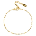 Detailansicht eines Edelstahlarmbands in Gold mit Karabinerverschluss und Emaille-Perlen - Gold Weiß