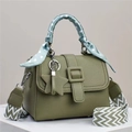 Sac à main vert foncé motif litchi avec foulard en soie décoratif et bandoulière tissée - Vert