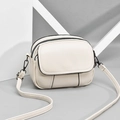 Sac bandoulière beige en cuir PU avec trois compartiments et bandoulière réglable - Blanc