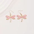 Elegante goldene Libellen-Ohrringe mit rosa Emaille-Flügeln und Hakenverschluss - Rosa