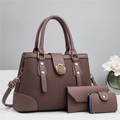 Set borse da donna 3 pezzi marrone moka con trama a pieghe e dettagli in metallo dorato - 32*13*22cm / Caffè