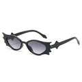 Gafas de sol góticas negras de ala de murciélago con lentes degradadas para fiestas - Montura Negra Lente Gris Degradado