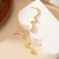 Eleganti orecchini a goccia ondulati placcati in oro dal design moderno e minimalista - Stile a Onda Irregolare(E72-音符)