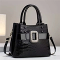 Borsa in vernice goffrata lucertola con fibbia di strass e tracolla rimovibile - Nero