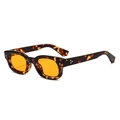 Lunettes de soleil carrées rétro écaillées avec verres orange et clous argentés - Standard / Lunettes de soleil régulières monture écaille verres jaunes