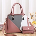 Détail d'un sac cabas patchwork géométrique rose et gris avec son portefeuille assorti - Bloc de Couleur Rose
