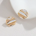 Pendientes redondos irregulares oro 18k con textura de ondas de esmalte crema - Blanco