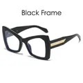 Occhiali cat-eye con montatura nera e stanghette in metallo intrecciato dorato per unisex - Montatura Nera