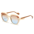 Lunettes de soleil carrées crème à contrastes marron et verres dégradés tendance - Monture Beige Verres Marron Bleu
