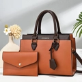 Zweiteiliges Handtaschen-Set in Kontrastfarben mit Tragetasche und Clutch aus PU-Leder - Erdgelb