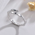 Anello aperto minimalista in argento con design a bambù e finitura lucida - Aperto Regolabile / Color Acciaio