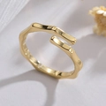 Anello in oro minimalista con design a nodo di bambù in acciaio inossidabile regolabile - Aperto Regolabile / Oro