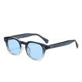 Lunettes de soleil carrées rétro avec verres bleu ciel et monture dégradée grise - Monture Bleue / Verres Bleus