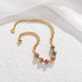 Goldenes Gliederkette-Armband aus Edelstahl mit bunten Streifenperlen und Karabinerverschluss - Macaron Mehrfarbig