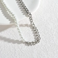 Collana minimalista con perle e catena cubana in argento con finitura in acciaio lucido - Color Acciaio